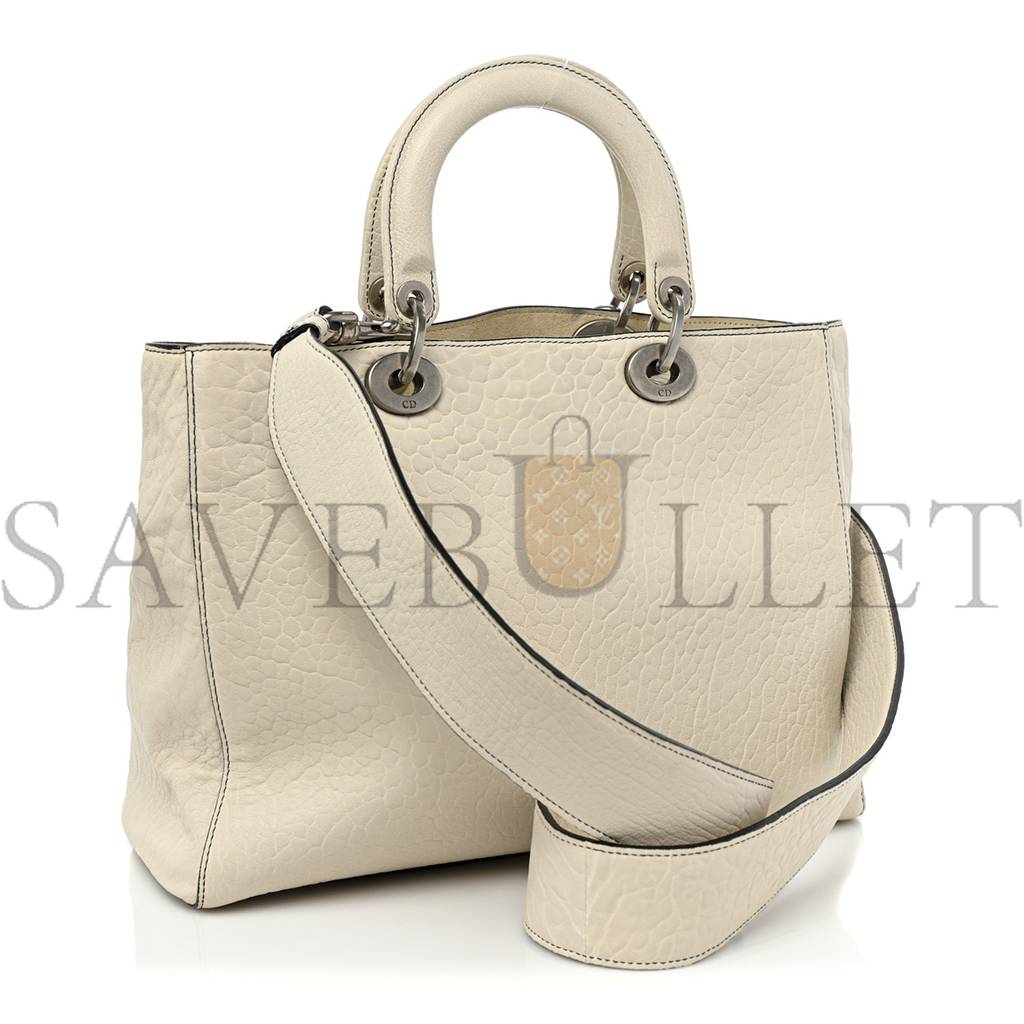 DIOR CANYON GRAINED LAMBSKIN LARGE LADY DIOR OFF WHITE (31*25*12.1cm)